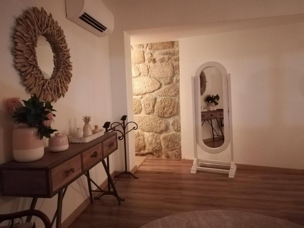 Casa Aldeia Da Lapa Bed & Breakfast Sernancelhe ภายนอก รูปภาพ